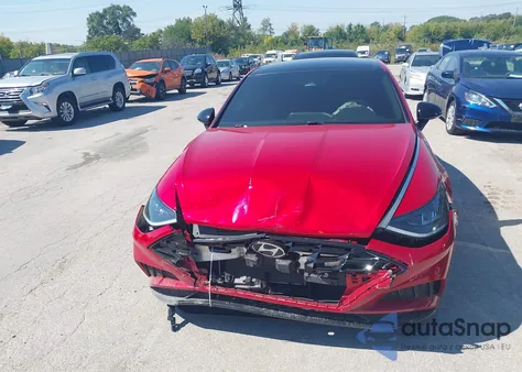 2021 Hyundai Sonata Sel Plus z USA, uszkodzony, nr VIN 5NPEJ4J27MH107470